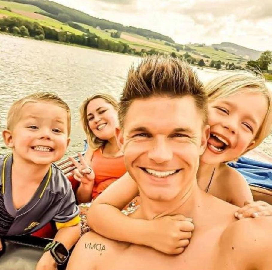 Fun4All-Holidayhome Medebach Buitenkant foto